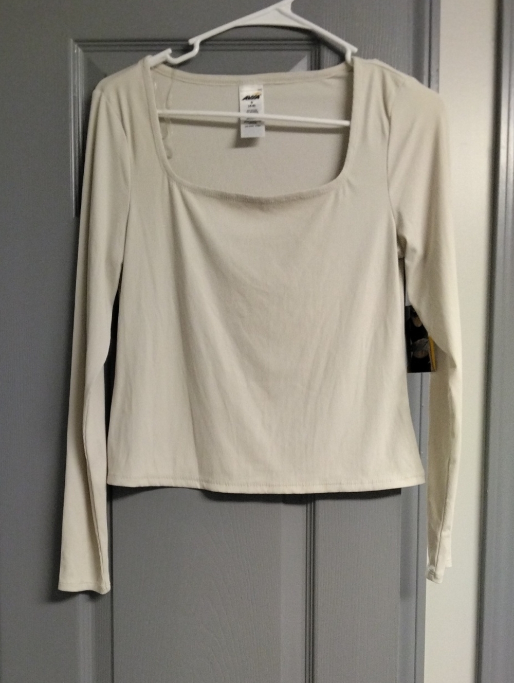Avia Cream Square Neck Long Sleeve Top